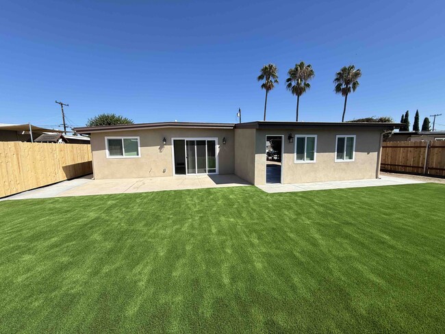 Building Photo - 5560 Dugan Ave Rental