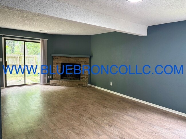 116 SW Oxford Pl