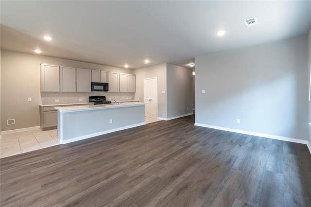 Photo - 2069 Hartley Dr