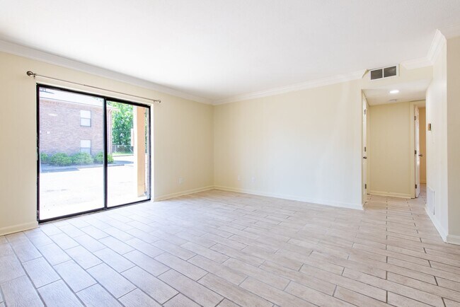 Photo - Floranna Park Apartments Unit FP17