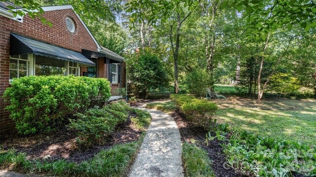 Photo - 2126 Arnold Dr