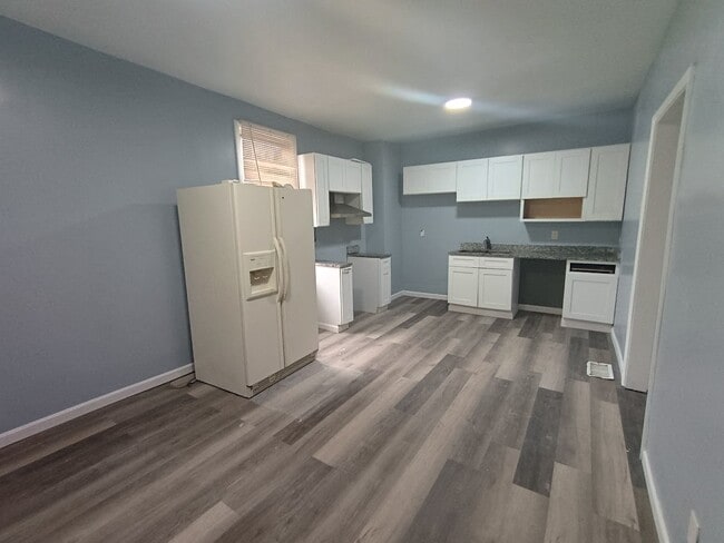 Photo - 412 Althea St