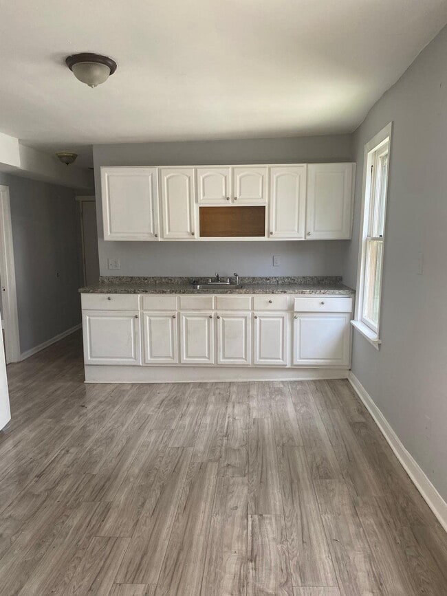 Photo - 13 Poplar Pl Unit 3