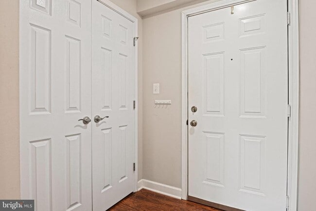 Building Photo - 21013 Timber Ridge Terrace Unit 202