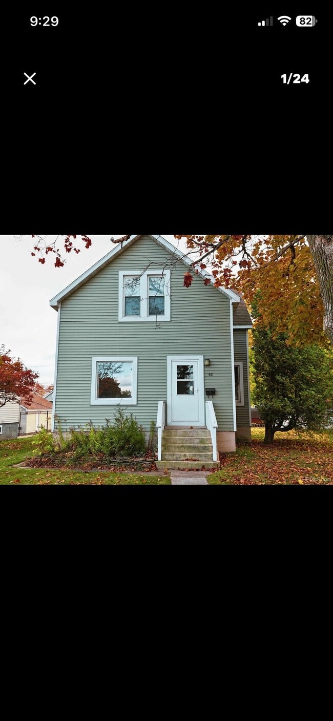 Building Photo - 421 Michigan Ave