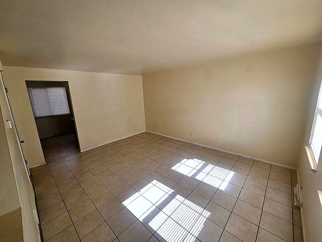 Photo - Charming 2-Bedroom, 2-Bath Townhome-Style Unit in Edgewater