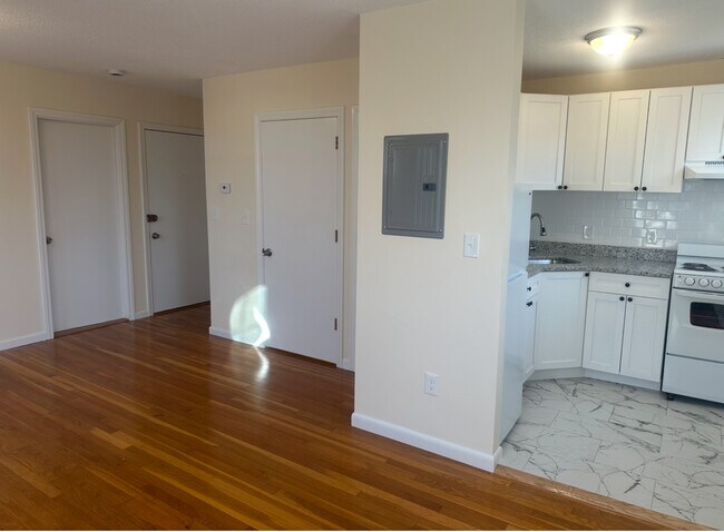 2018 Commonwealth Avenue Unit 47