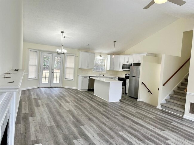 Photo - 60 Bacchus Dr