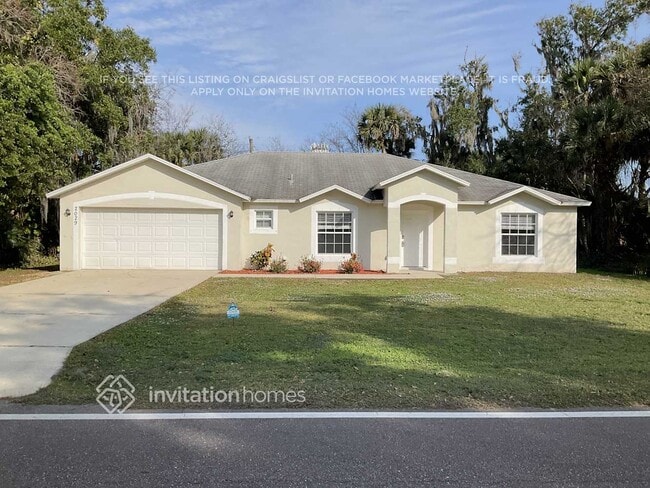 Building Photo - 2029 Needle Palm Dr