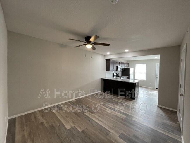 Photo - 748 Turner Ave Casa Adosada