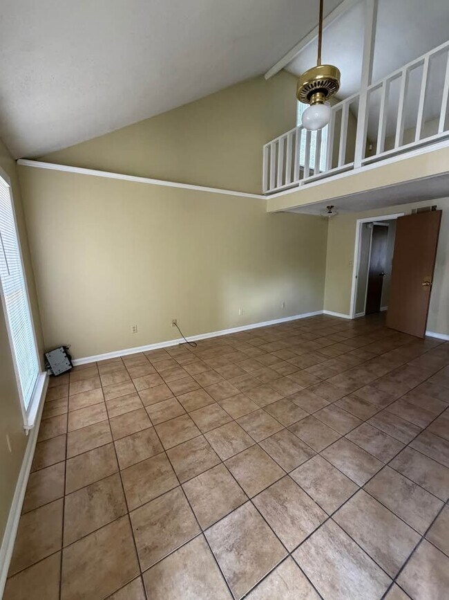 Photo - 2307 N Davis St Unit G