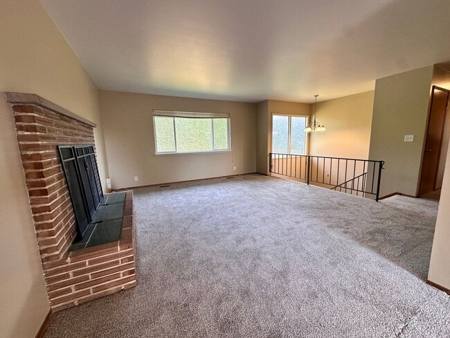 Photo - Tradition Kirkland Split Level with Gorgeous Views nestled in the middle of NorKirk