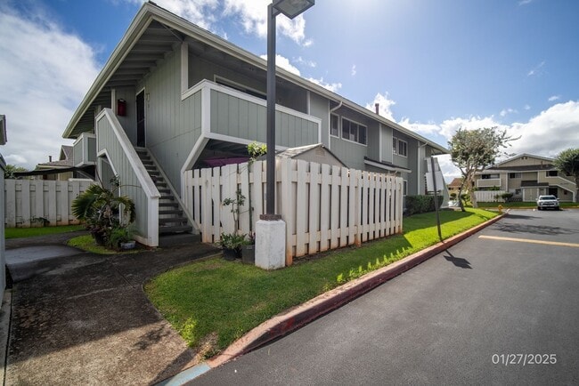 Photo - 2BR/1BA Townhouse (Upstairs unit) in Hikino 3 (Waipio Gentry)