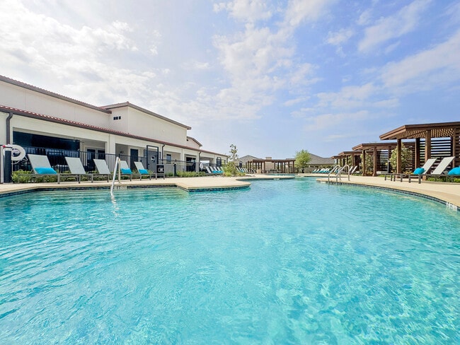 Luxury Resort Swimming Pool