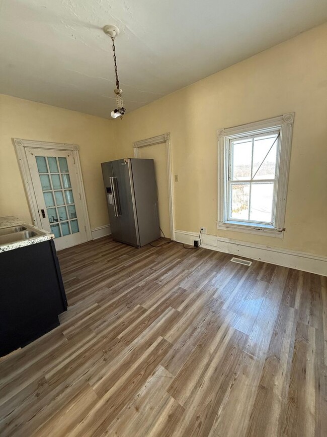 Photo - 2/3 bedrooms house