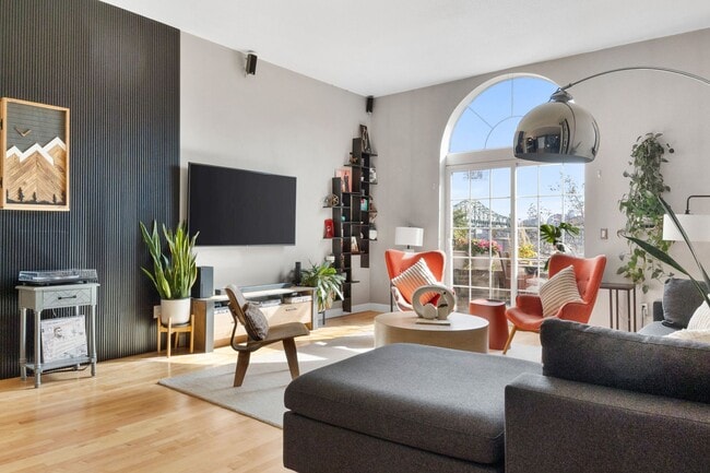 Photo - 50 Boatswains Wy