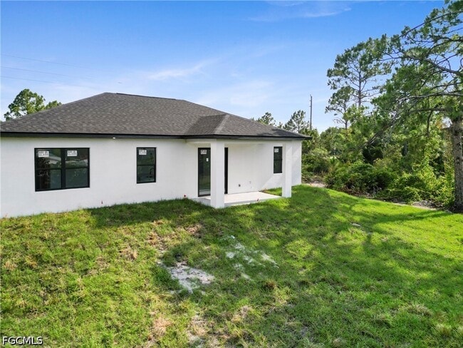 Photo - 3175 Sunshine Blvd N