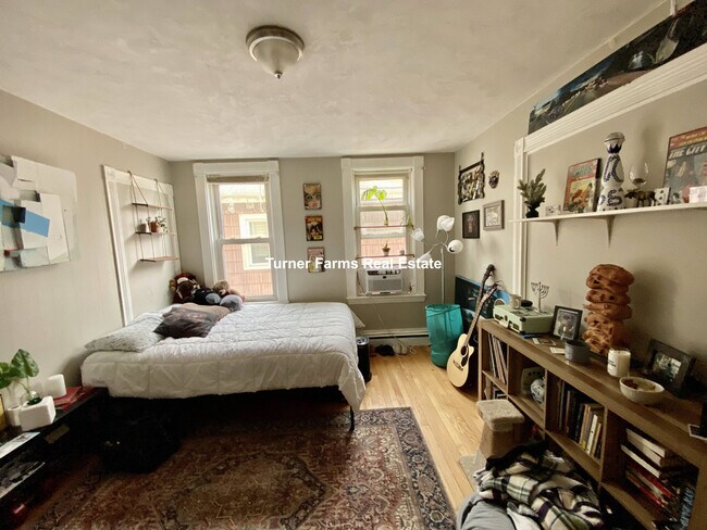 Photo - 8 Eldora St Unit 2