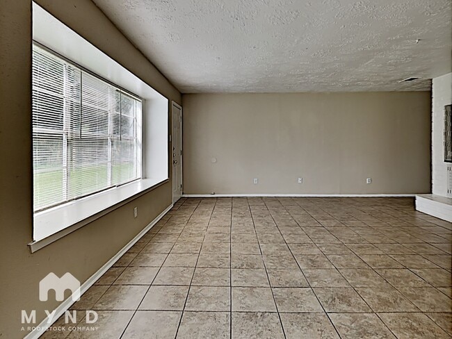 Photo - 4435 Algernon Dr