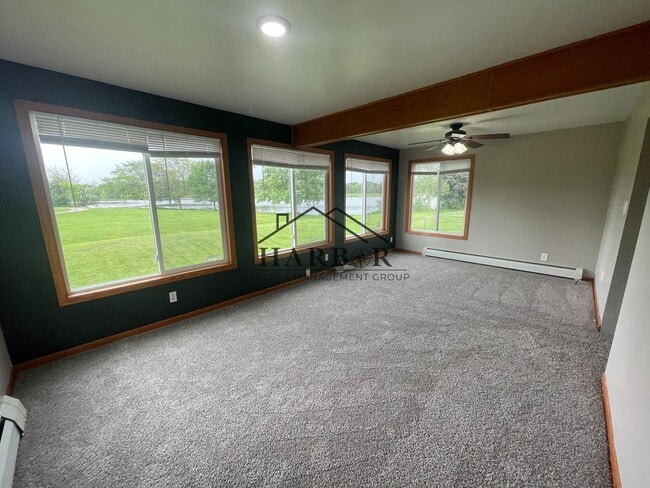 Photo - 806 15th St NE Unit 1