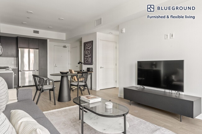 Photo - 4310 Hubbard St Unidad FL3-ID1030