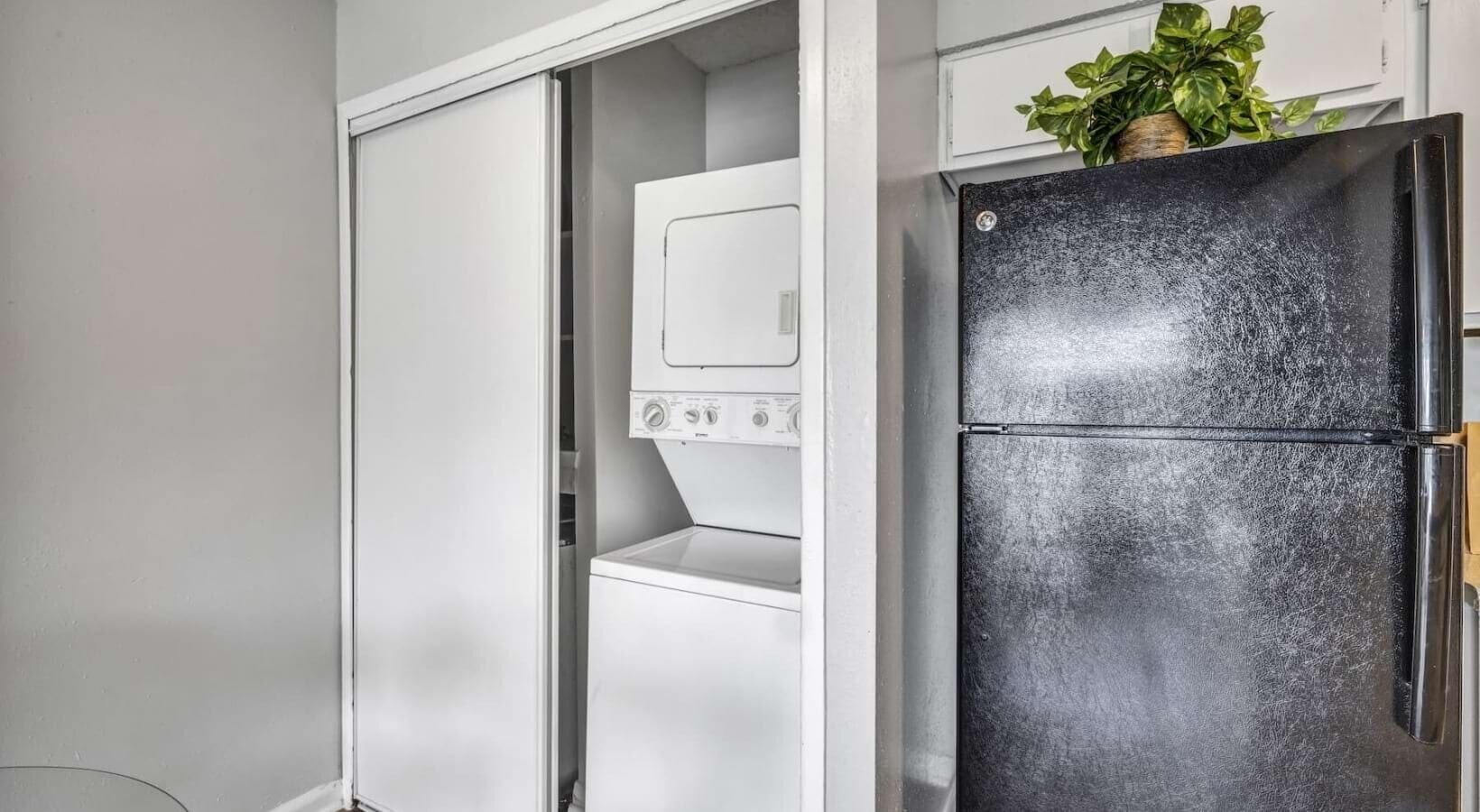 Photo - 3631 Callaghan Rd Unit Viva Max - 1 Bedroom