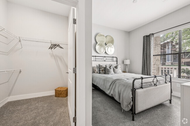 B4 2BR, 2BA - 1,278SF - 2nd Bedroom