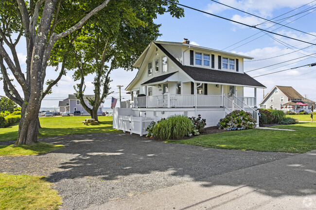 Building Photo - 15 Cottage Rd Rental