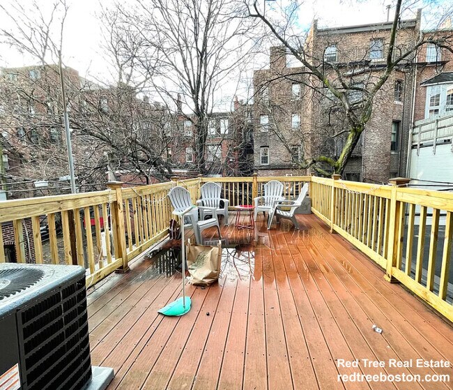 Photo - 45 Hemenway St Unidad 2