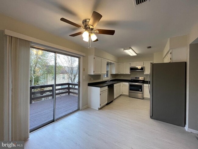Building Photo - 14262 Heritage Crossing Ln
