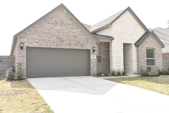Photo - 15524 Leopard Lily Ln