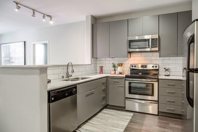 Photo - 1001 National Ave Unit ID1280487P