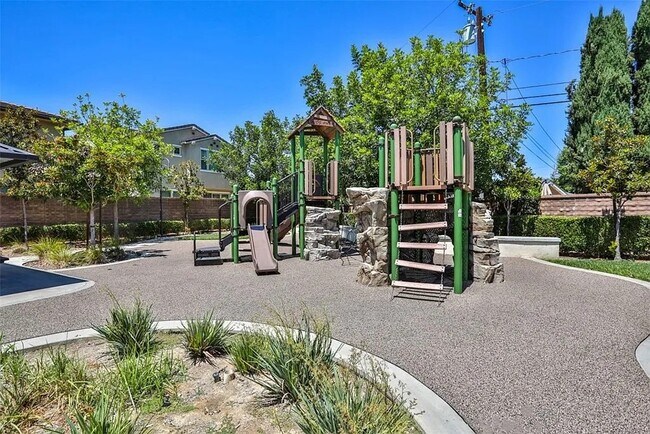 Photo - 20956 Cornerstone Dr