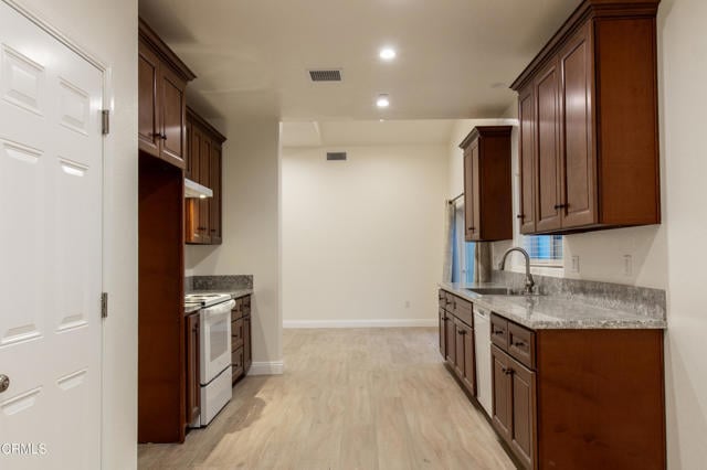 Photo - 713 Mission Dr