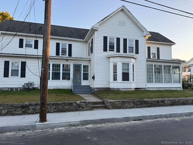 Photo - 12 Walnut St