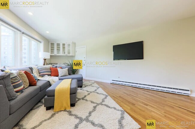 Photo - 2 Fayette St Unit 4