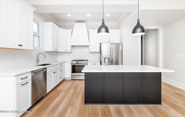 Photo - 6100 Passionflower Dr Unit 101