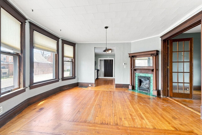 Photo - 314 Otter Ave