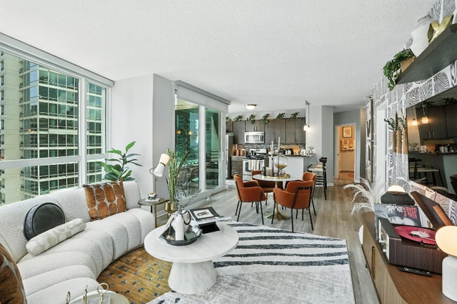 Photo - 355 E Ohio St