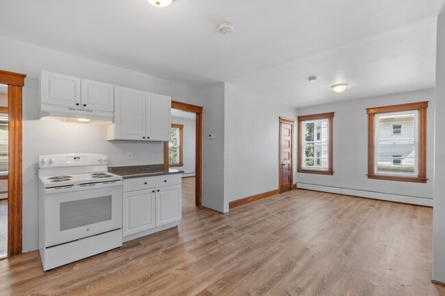 Kitchen/ Living Area - 267 Pleasant St Unit 267 Pleasant St. #3