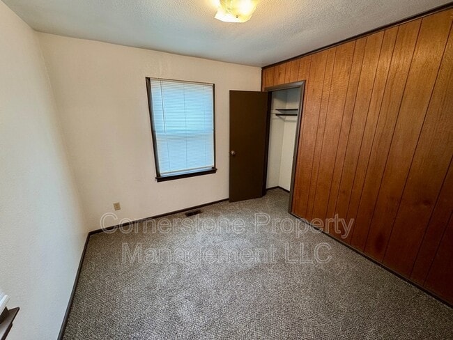 Photo - 615 Birch St