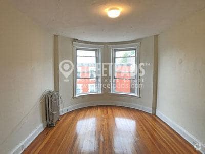 Building Photo - 3 bedroom in Boston MA 02135 Rental