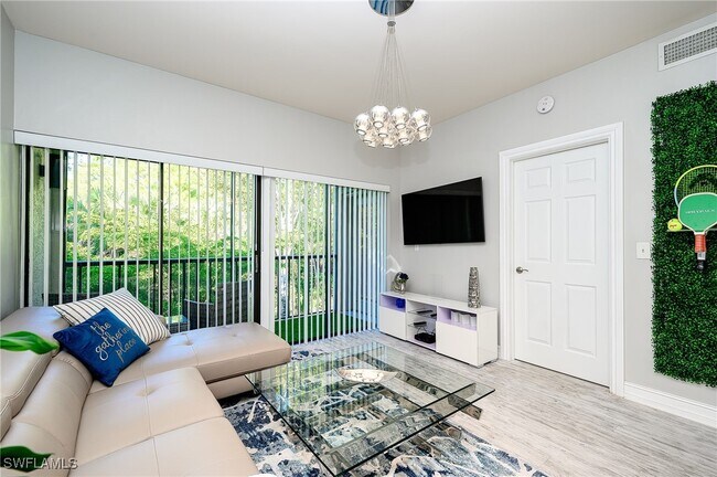 Photo - 3323 Olympic Dr Unidad 726