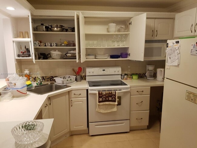Photo - 3740 Inverrary Dr Unit 3D