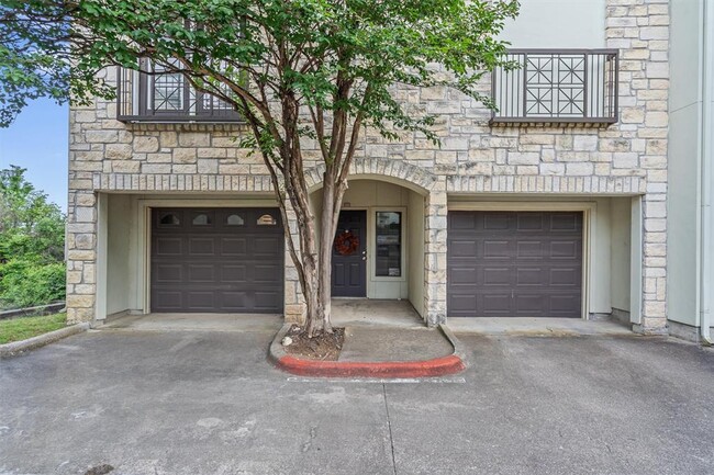Building Photo - 7701 Rialto Blvd Unit 104 Rental