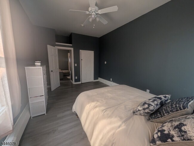 304 Front St Unit 4 A