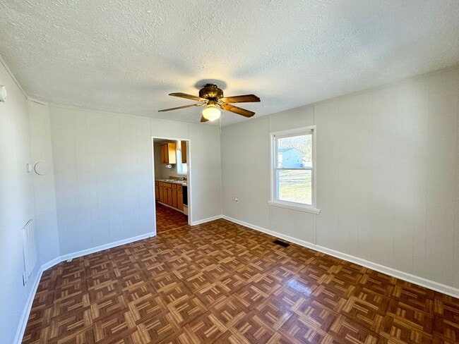 Photo - Lovely 2 Bedroom Rancher… Waiting for You ...