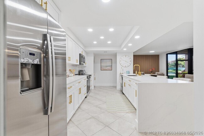 Photo - 2455 Lindell Blvd Unit 3103