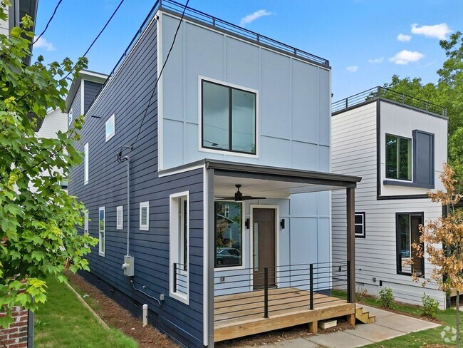 Building Photo - 569 Middle St SW Rental