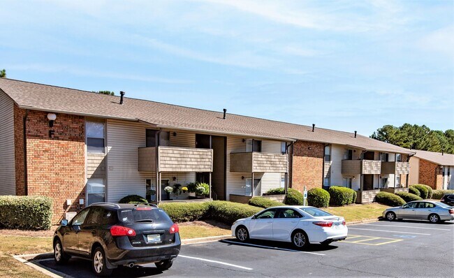 Meadow Wood Apartment Homes